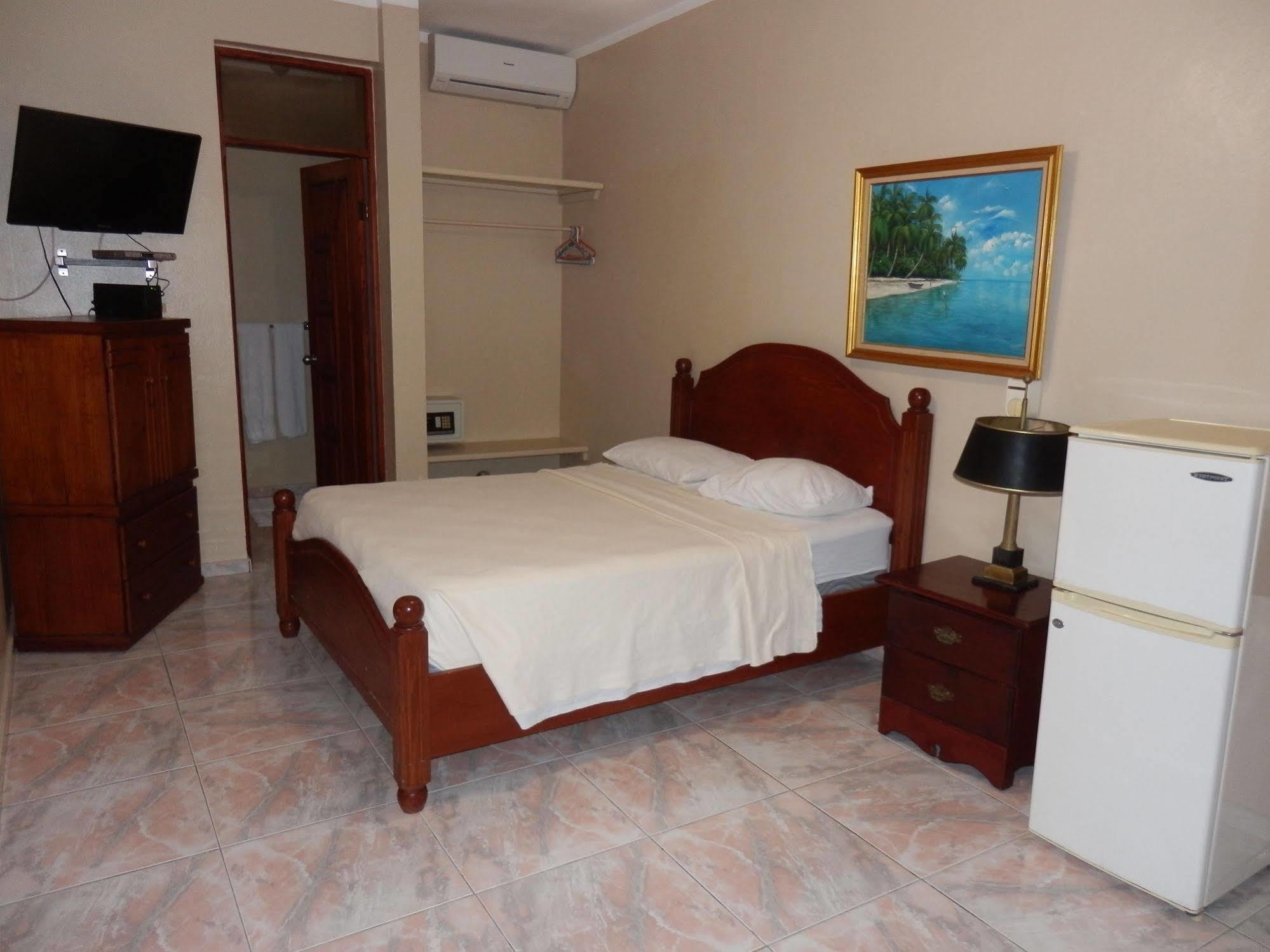 Hotel Garant & Suites Boca Chica Exterior foto