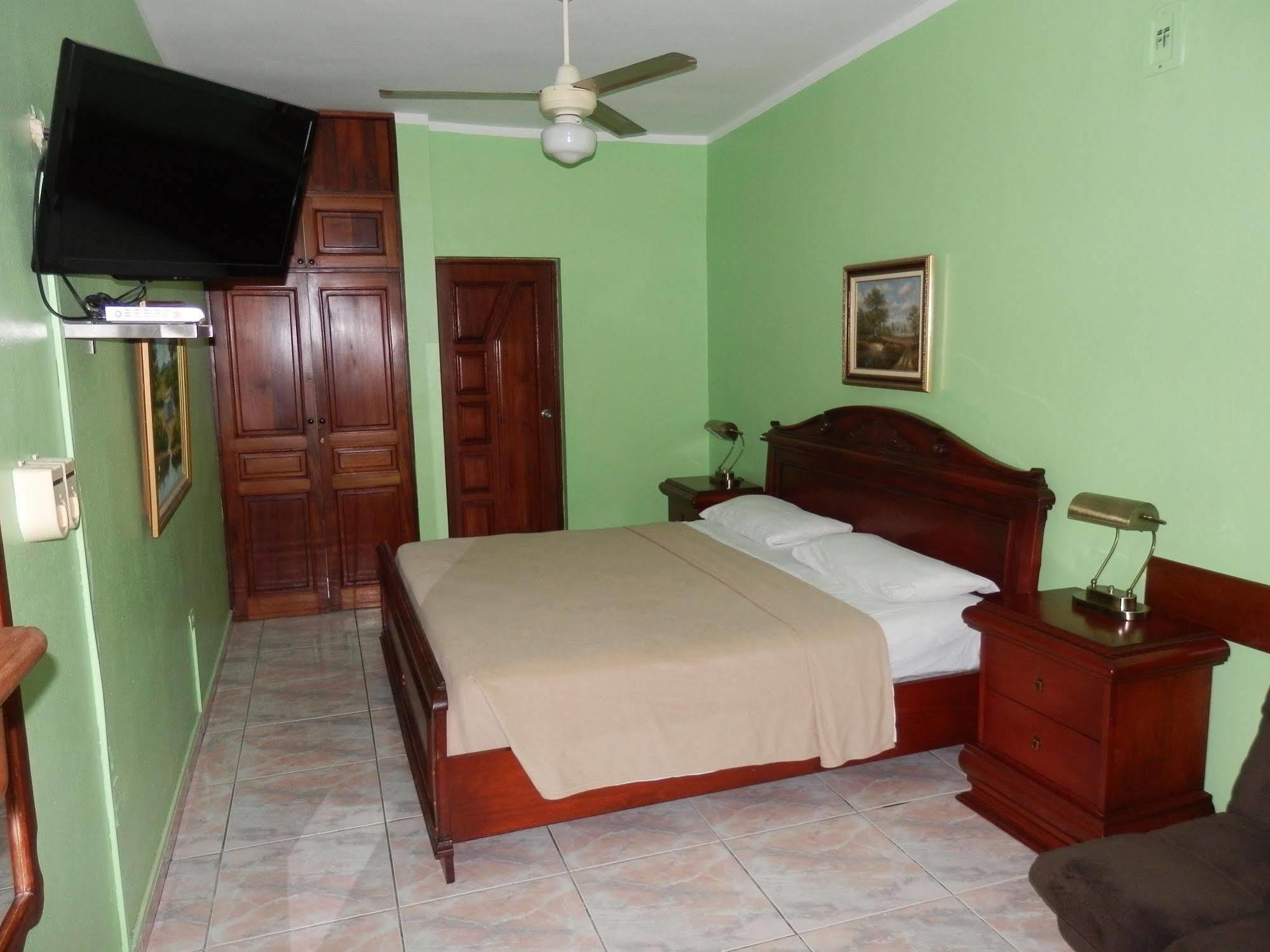 Hotel Garant & Suites Boca Chica Exterior foto