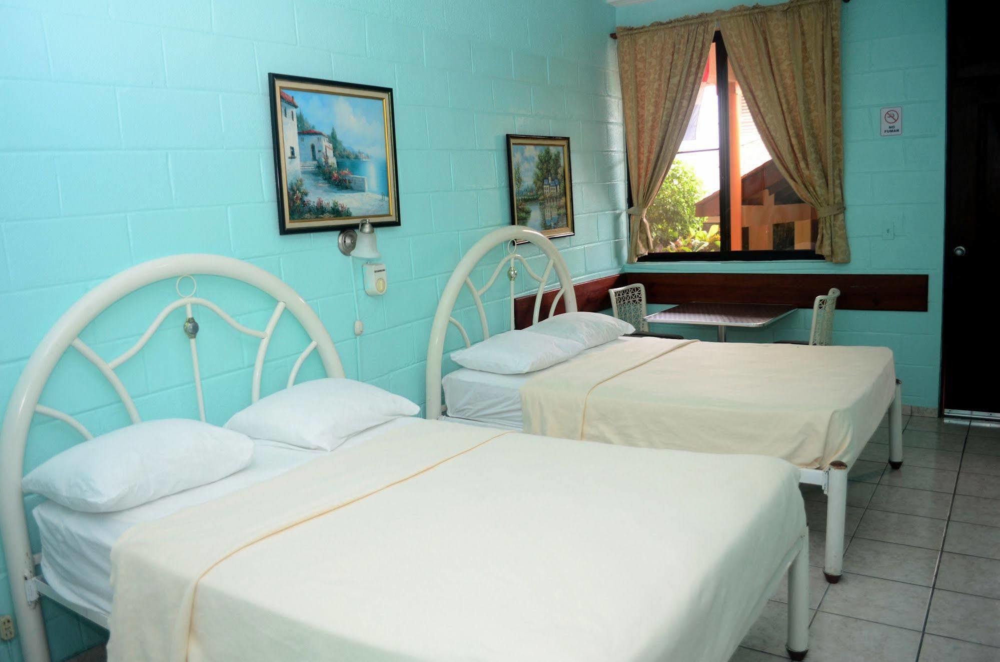 Hotel Garant & Suites Boca Chica Exterior foto