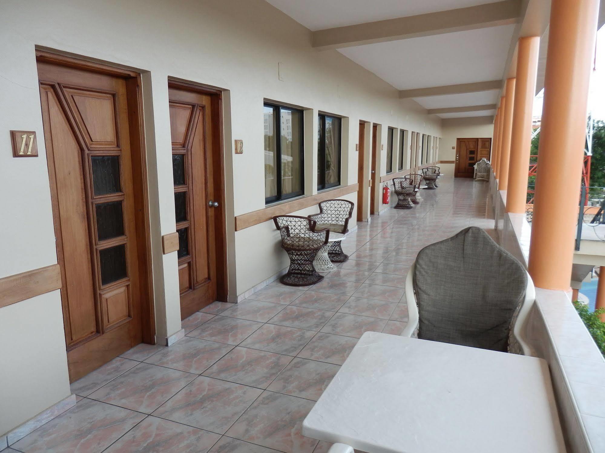 Hotel Garant & Suites Boca Chica Exterior foto